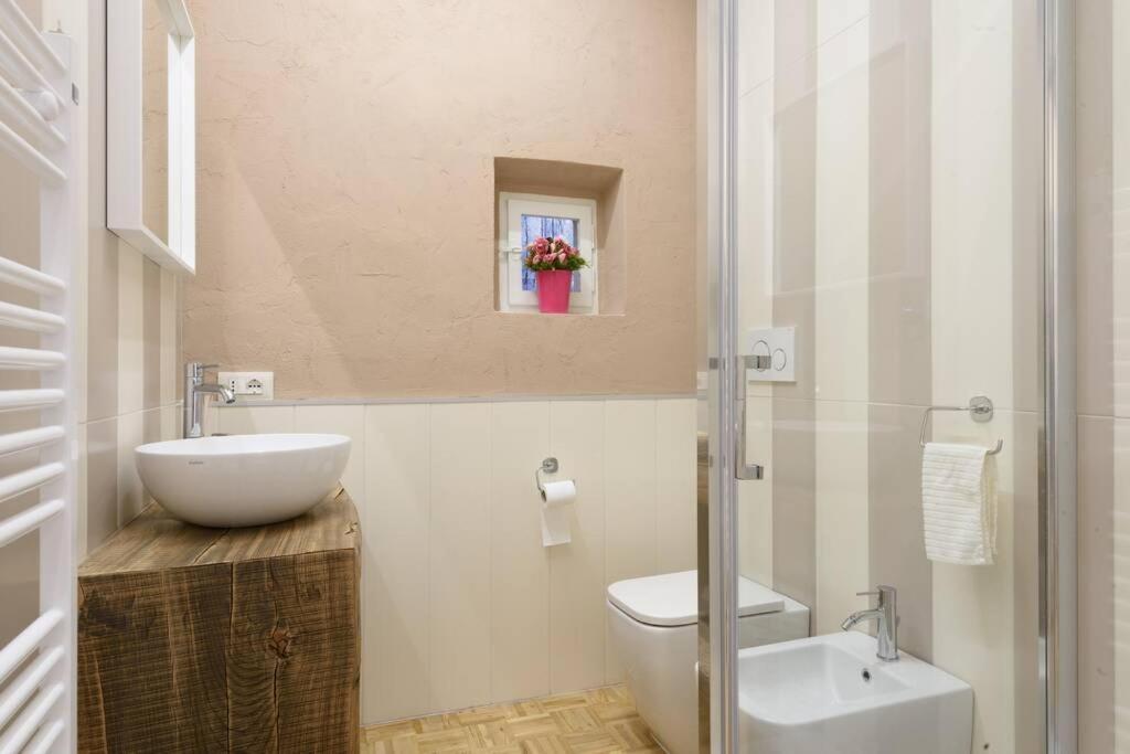 Casa Agata, Accogliente Appartamento Nel Centro Storico Cortona Bagian luar foto